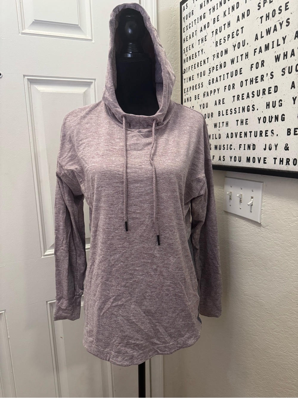 Women's Heather Mauve Pullover Hoodie with Drawstring 0313